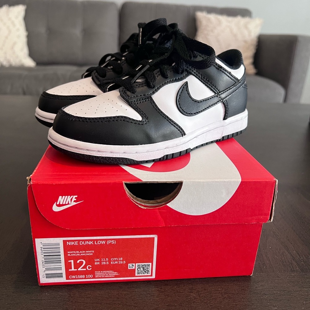 Nike Panda Dunk Low